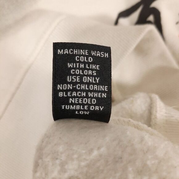 Blind Rooster Asian Graphic Sweatshirt Women's SZ Medium "Every Year Have Fish" - Picture 16 of 16